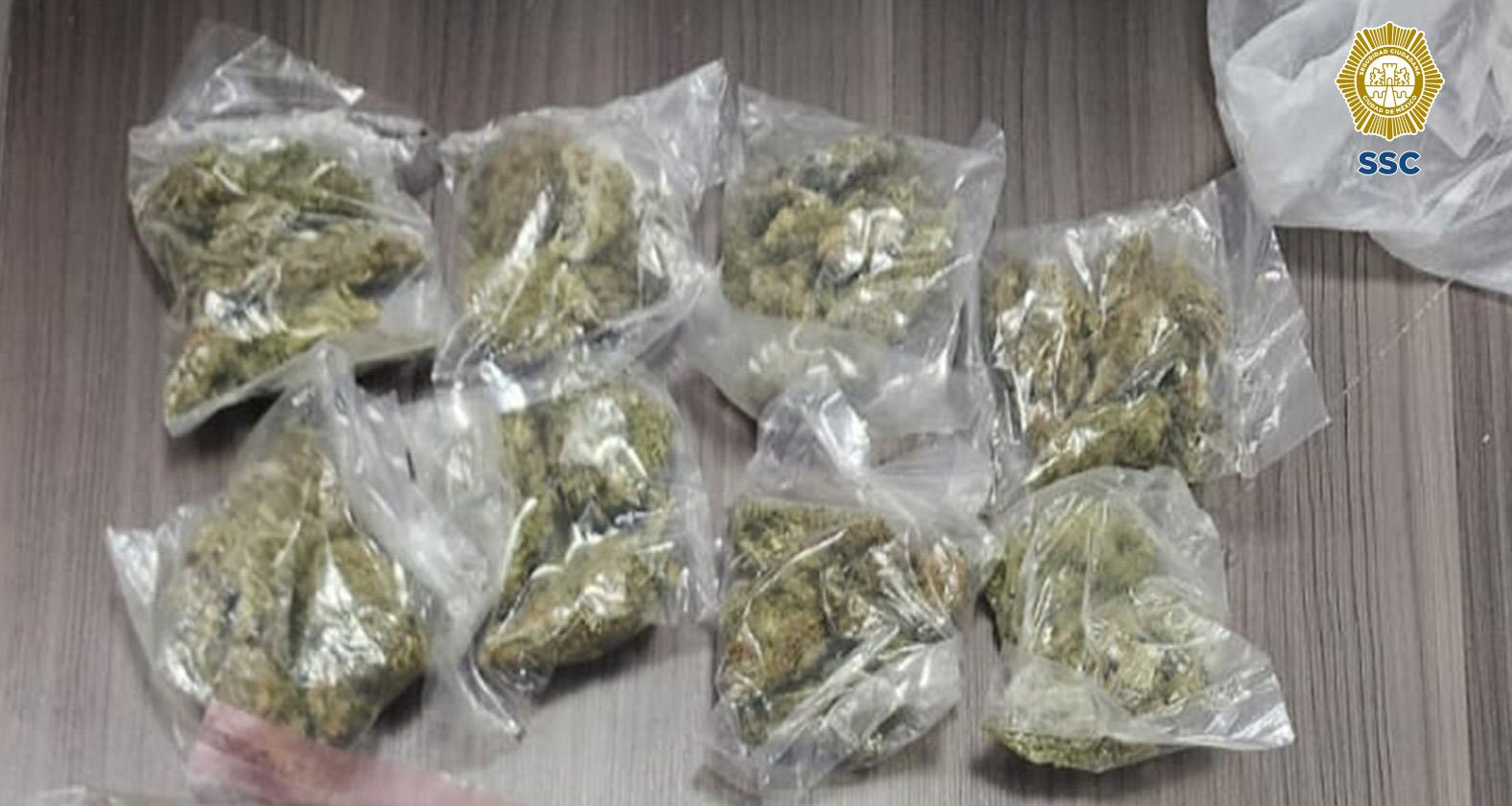 Detienen a joven que vendía pasteles y galletas con aparente marihuana