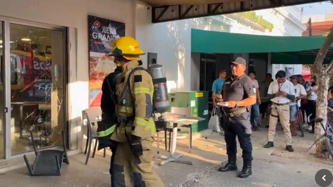 Videos Y Fotos Arrojan Artefacto Explosivo En Domino S Pizza De