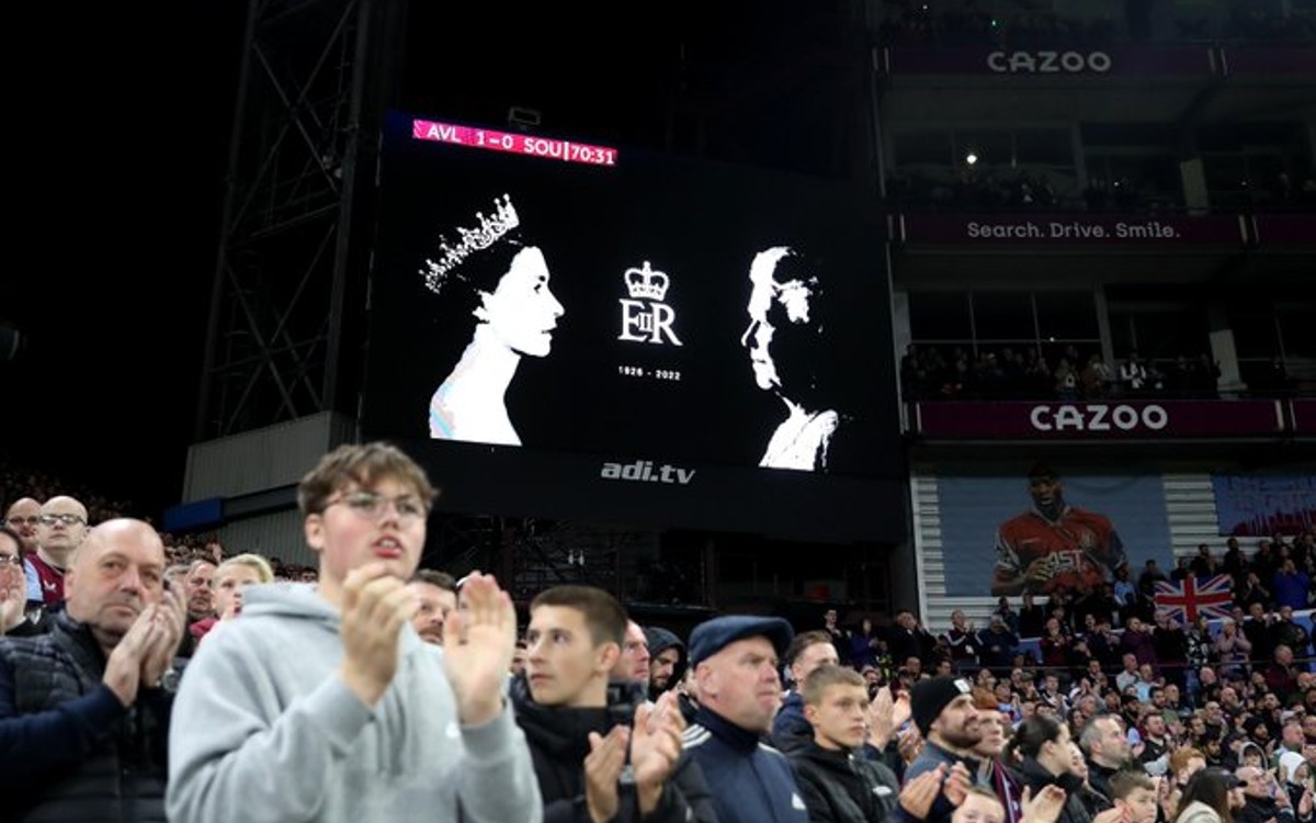 Así fue el homenaje a la reina Isabel II en los estadios ingleses