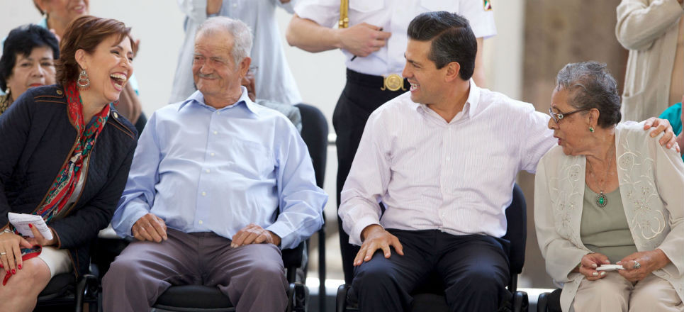 Pensión de Peña Nieto para adultos mayores: $525 mensuales Pensión de Peña Nieto para adultos mayores: $525 mensuales