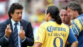 Llegan con bombos y platillos a Coapa, se van por la puerta de atrás