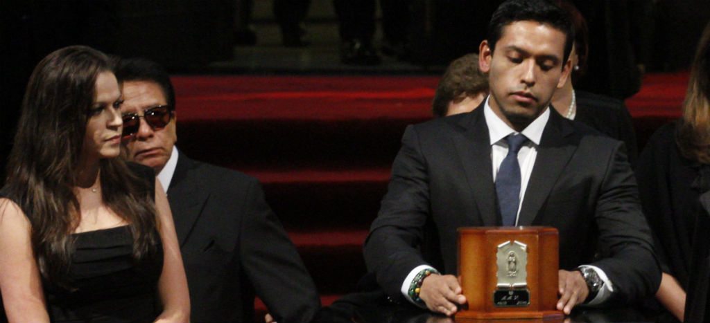 Revelan por qué Juan Gabriel fue cremado de inmediato Revelan por qué Juan Gabriel fue cremado de inmediato