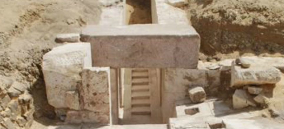 Descubren otra pirámide en Egipto... ¡de hace tres mil 700 años!