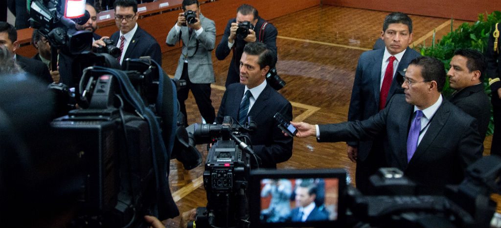 "Profunda herida" por asesinatos de periodistas, dice EPN y anuncia 3 medidas