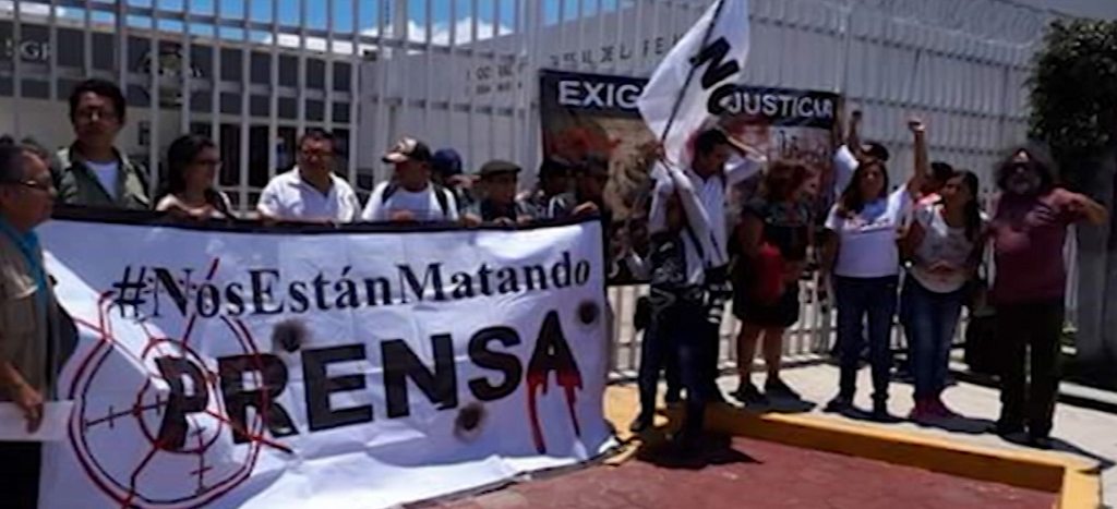 En una semana, seis agresiones contra periodistas en Guerrero (Video ...