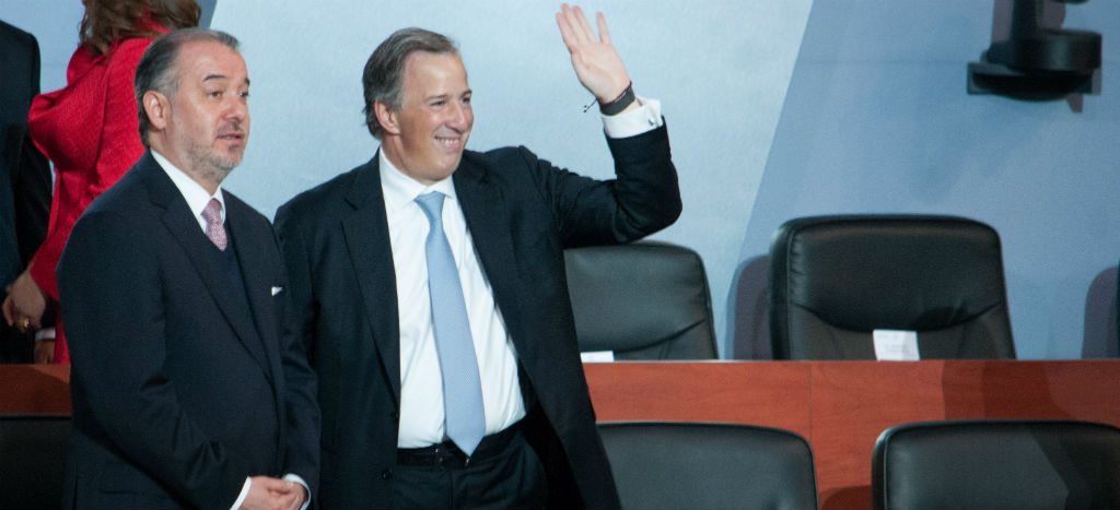 Si Raúl Cervantes es Fiscal, será "guardaespaldas" de Peña: sociedad y algunos políticos Si Raúl Cervantes es Fiscal, será "guardaespaldas" de Peña: sociedad y algunos políticos