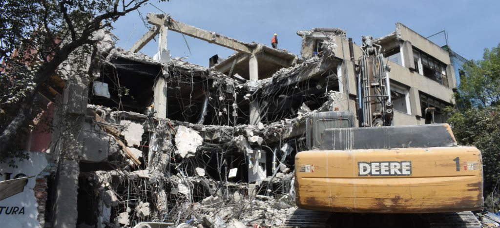 Finaliza demolición de edificio en Puebla 277 (Fotos) Finaliza demolición de edificio en Puebla 277 (Fotos)