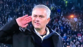 Una más de Mourinho en el papel de Mourinho (Video)