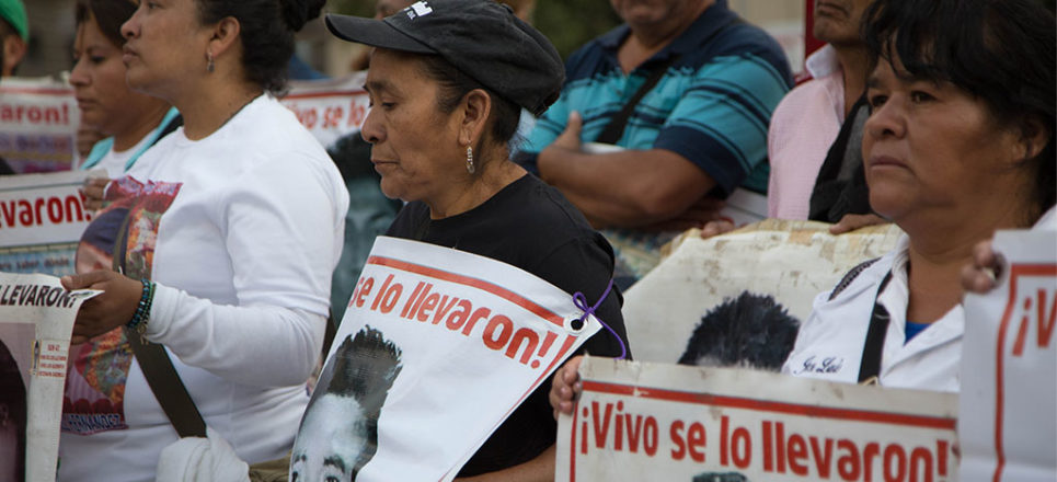 Normalista sobreviviente pide investigar a Zerón y Murillo por caso Ayotzinapa (Video) Normalista sobreviviente pide investigar a Zerón y Murillo por caso Ayotzinapa (Video)