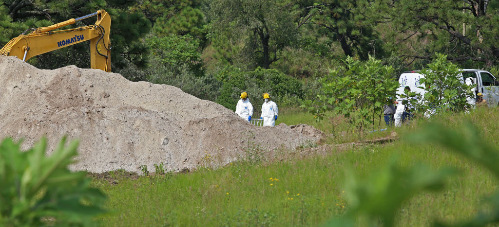 Suman Ya 29 Cuerpos Tras Hallazgo De Restos Humanos En 119 Bolsas En Zapopan Aristegui Noticias 8175