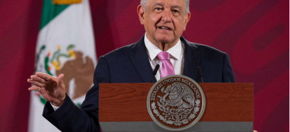 Consulta para enjuiciar a expresidentes, ejercicio único e histórico, pero votaré en contra: AMLO Consulta para enjuiciar a expresidentes, ejercicio único e histórico, pero votaré en contra: AMLO