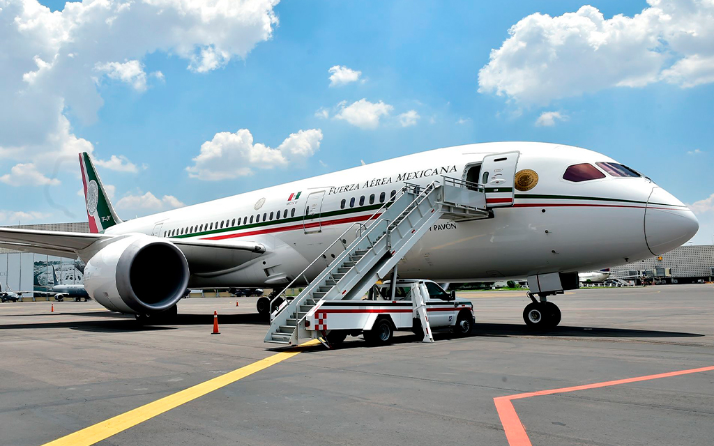 Boletos comprados por empresarios se llevaron 42 de los 100 premios de rifa | Entérate Boletos comprados por empresarios se llevaron 42 de los 100 premios de rifa | Entérate