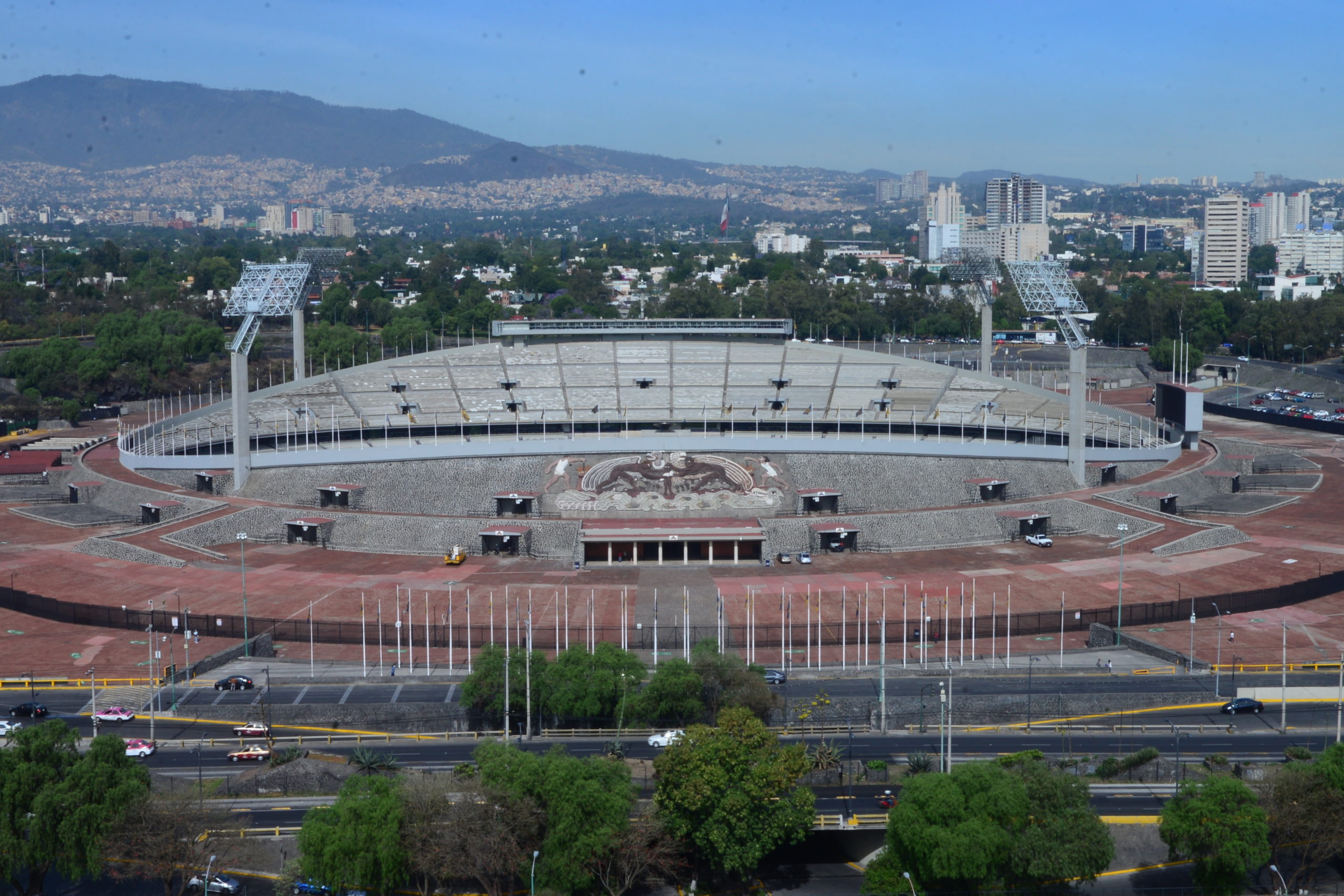 Aficionado de Cruz Azul muere tras partido contra Rayados en Estadio Olímpico Universitario Aficionado de Cruz Azul muere tras partido contra Rayados en Estadio Olímpico Universitario