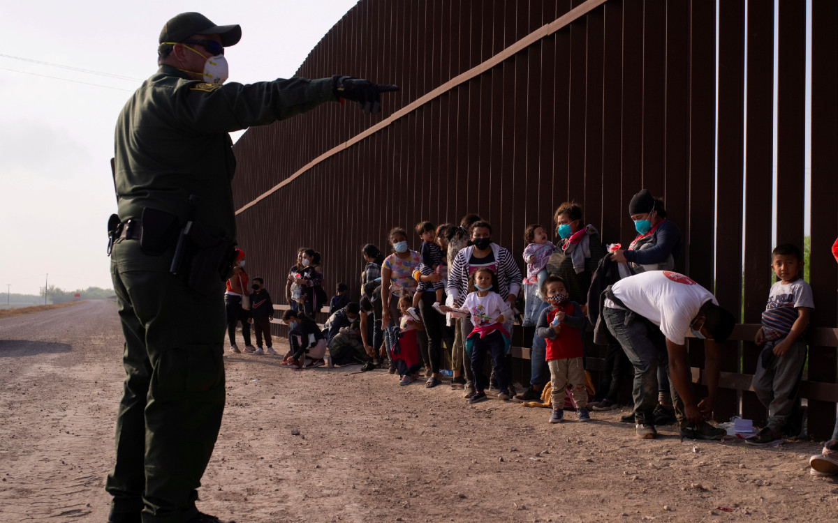 EU ha presionado 'silenciosamente' a México para frenar migración