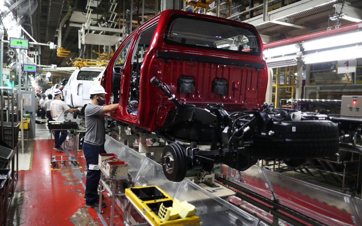 Producción de autos en México se desploma 9.07% interanual en abril