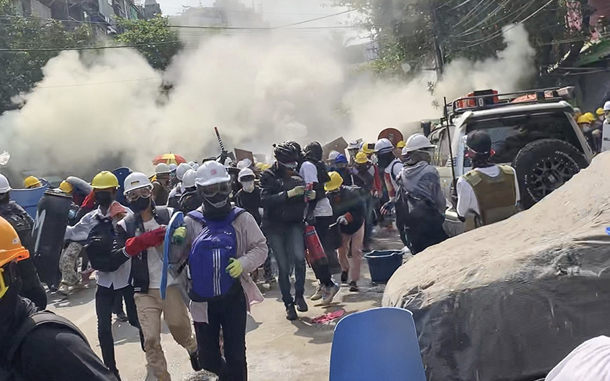 La Represión De Las Protestas Contra El Golpe En Myanmar Suma Al Menos 9 Muertes Más Aristegui 9962