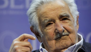 El expresidente uruguayo José Mujica se recupera tras operación por úlcera en el esófago