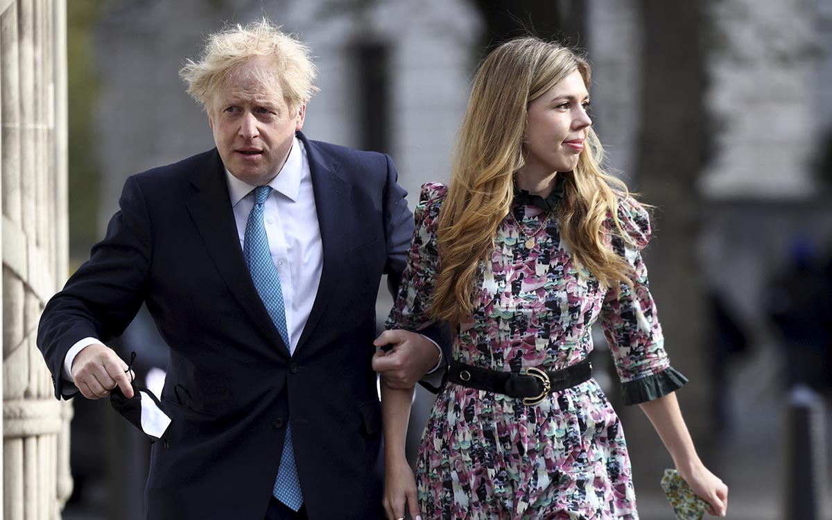 Boris Johnson se casa discretamente con su prometida Carrie Symonds Boris Johnson se casa discretamente con su prometida Carrie Symonds