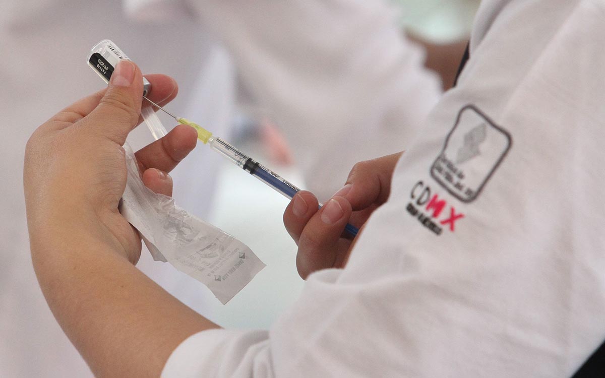 Abren registro de vacunación anti-Covid para personas de 40 a 49 años