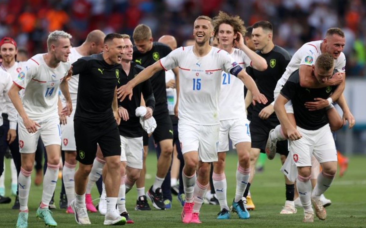 Euro 2020: Dan checos la campanada en Budapest | Video Euro 2020: Dan checos la campanada en Budapest | Video