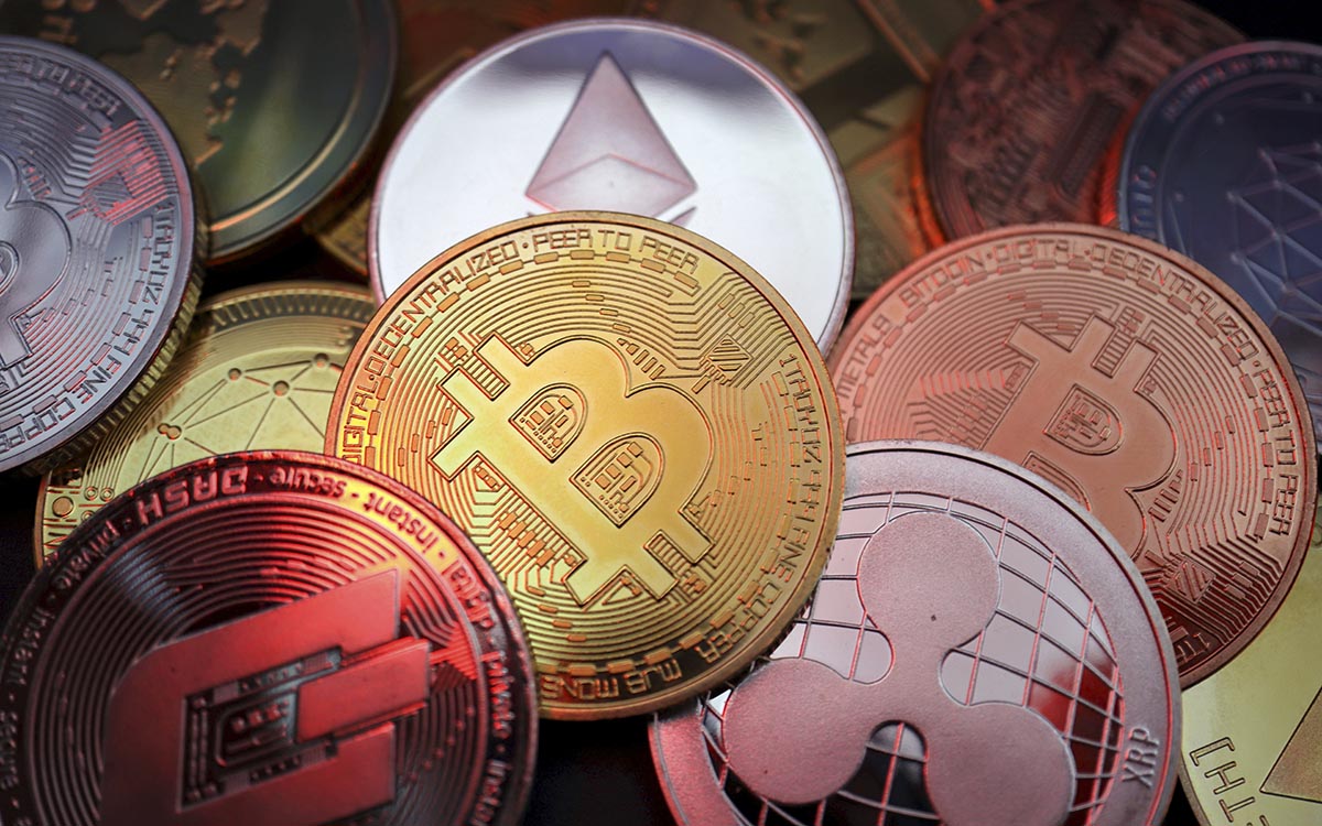 El Salvador prepara iniciativa para adoptar el Bitcoin como moneda de curso  legal | Aristegui Noticias