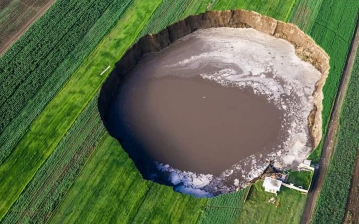 Socavón de Puebla surgió por causas naturales, dice Conagua; descarta sobreexplotación de acuíferos Socavón de Puebla surgió por causas naturales, dice Conagua; descarta sobreexplotación de acuíferos