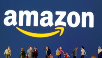 Empresas como Amazon, BlackRock o Wells Fargo posponen la vuelta de los trabajadores a las oficinas