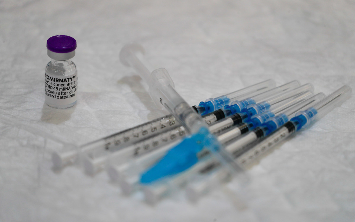 Los 27 aprueban eliminar IVA de bienes y servicios que la UE distribuya para combatir la pandemia Los 27 aprueban eliminar IVA de bienes y servicios que la UE distribuya para combatir la pandemia
