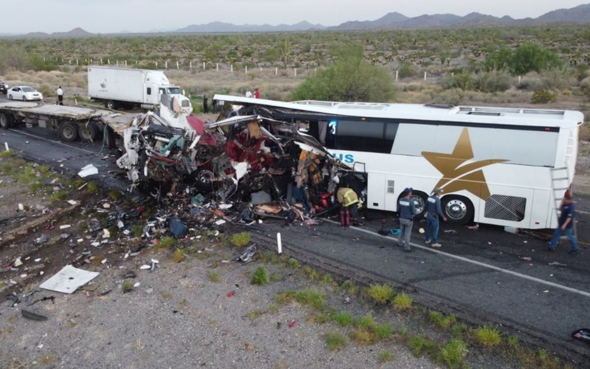 Accidente carretero deja 16 muertos y 22 heridos en Sonora | Aristegui ...