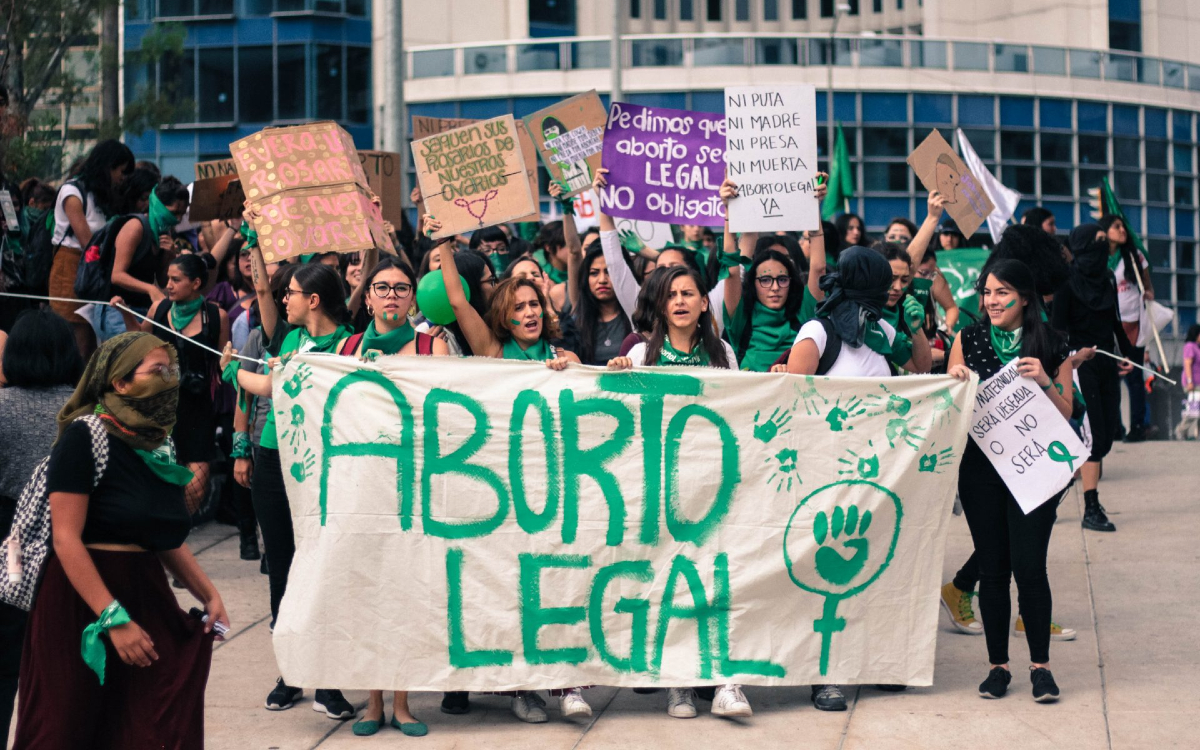 El aborto legal, la bandera de lucha de las mujeres de América Latina en 2022 El aborto legal, la bandera de lucha de las mujeres de América Latina en 2022
