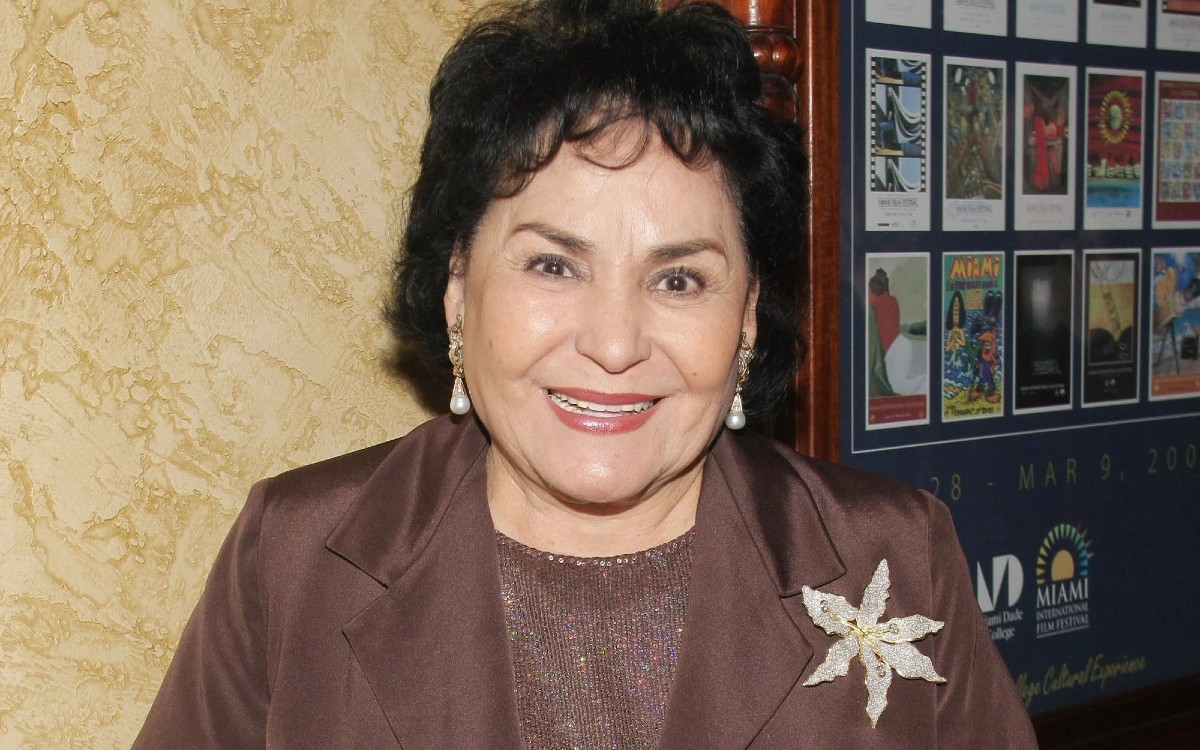 'Nos dicen que ya no va a despertar': ahijado de Carmen Salinas