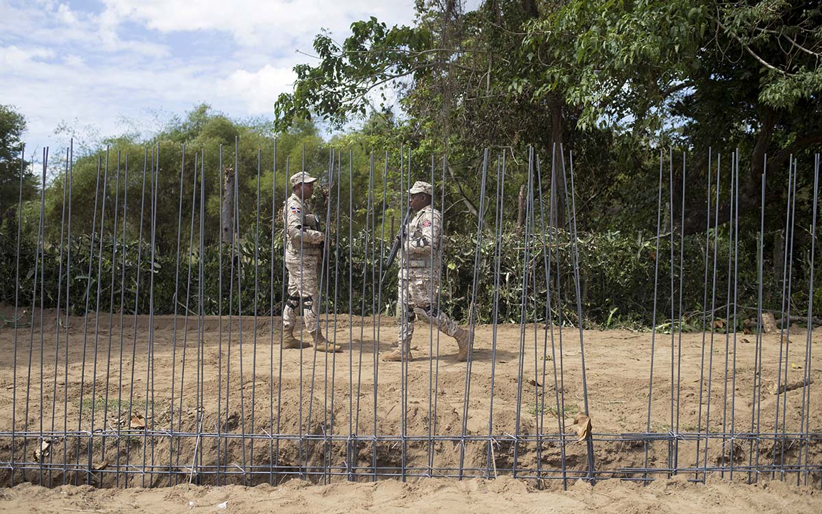 República Dominicana Comienza La Construcción De Un Muro Inteligente En ...