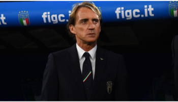 ¡Hasta su madre crítica a Roberto Mancini en Italia! | Video