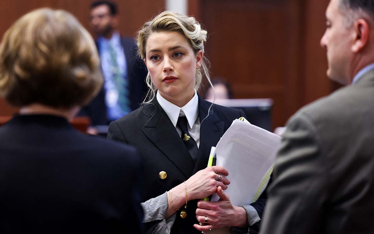 Los derechos de las mujeres 'están retrocediendo', responde portavoz de Amber Heard Los derechos de las mujeres 'están retrocediendo', responde portavoz de Amber Heard