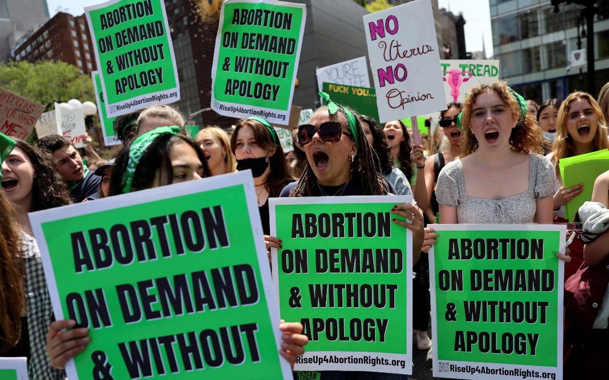 Demócratas suman esfuerzos para proteger el derecho al aborto en los ...