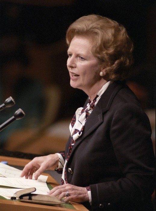 Hoy En La Historia Margaret Thatcher Es Primera Ministra Nace Carlos Monsiváis Aristegui 