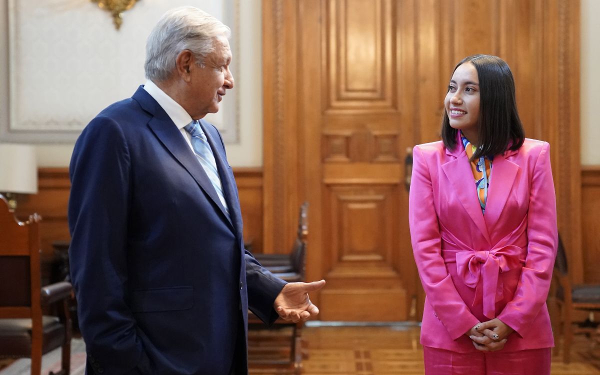 AMLO propone a Katya Echazarreta para futuras misiones durante reunión con NASA