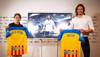 Confirma Valencia el fichaje de Edinson Cavani hasta 2024 | Video