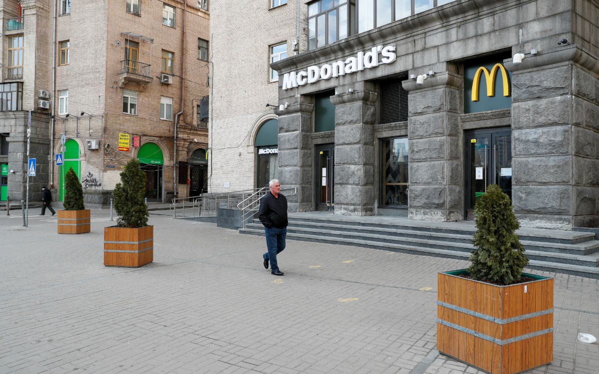 Aunque continúa la guerra, McDonald's reabrirá restaurantes en Ucrania |  Aristegui Noticias