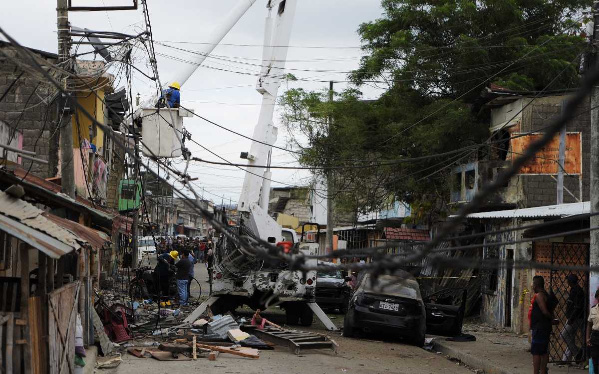 Atentado Con Bomba En Ecuador Deja 5 Muertos Y 16 Heridos | Aristegui ...