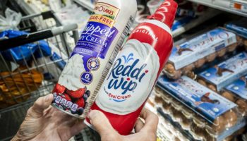¿Por qué Nueva York prohibió la venta de botes de crema batida a menores de 21 años?