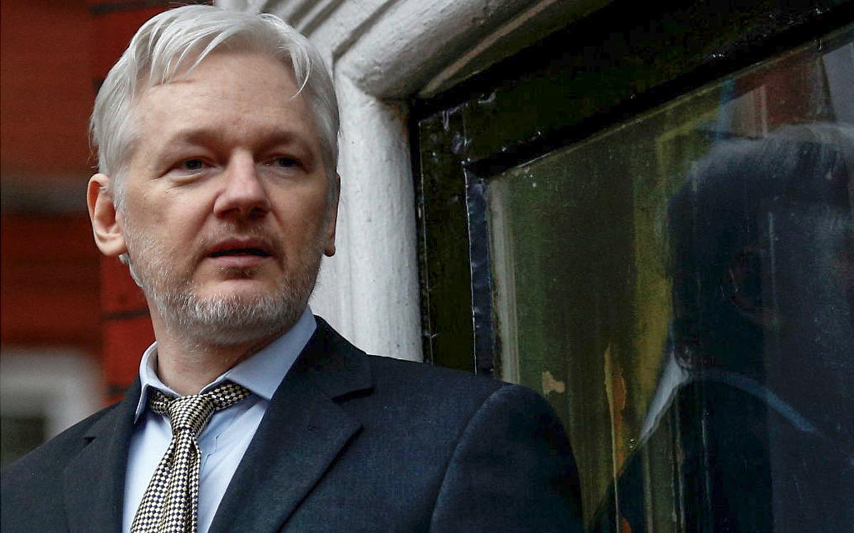 Brazilian lawmakers urge US to stop persecution of Assange