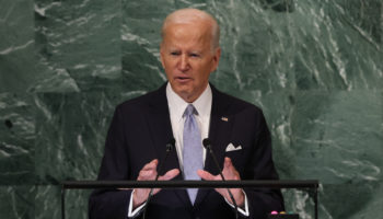 Biden acusa a Rusia de amenazas nucleares 
