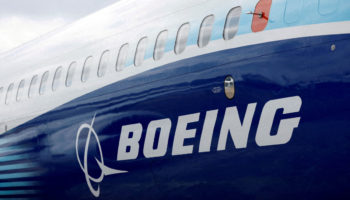 Regulador europeo de la aviación advierte que retiraría autorización a Boeing 'si fuera necesario'