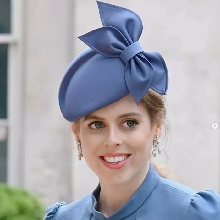 Con la partida de Isabel II, ¿quién asume el trono de la familia real británica? 10 princesa beatris 08092022