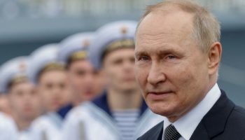 Putin cumple 70 años en medio de crisis bélica por invasión a Ucrania