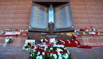 Estas son las peores tragedias en estadios de futbol | Video