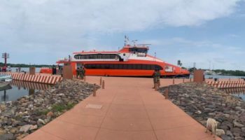 Llega primer ferri para viajes turísticos a San Blas
