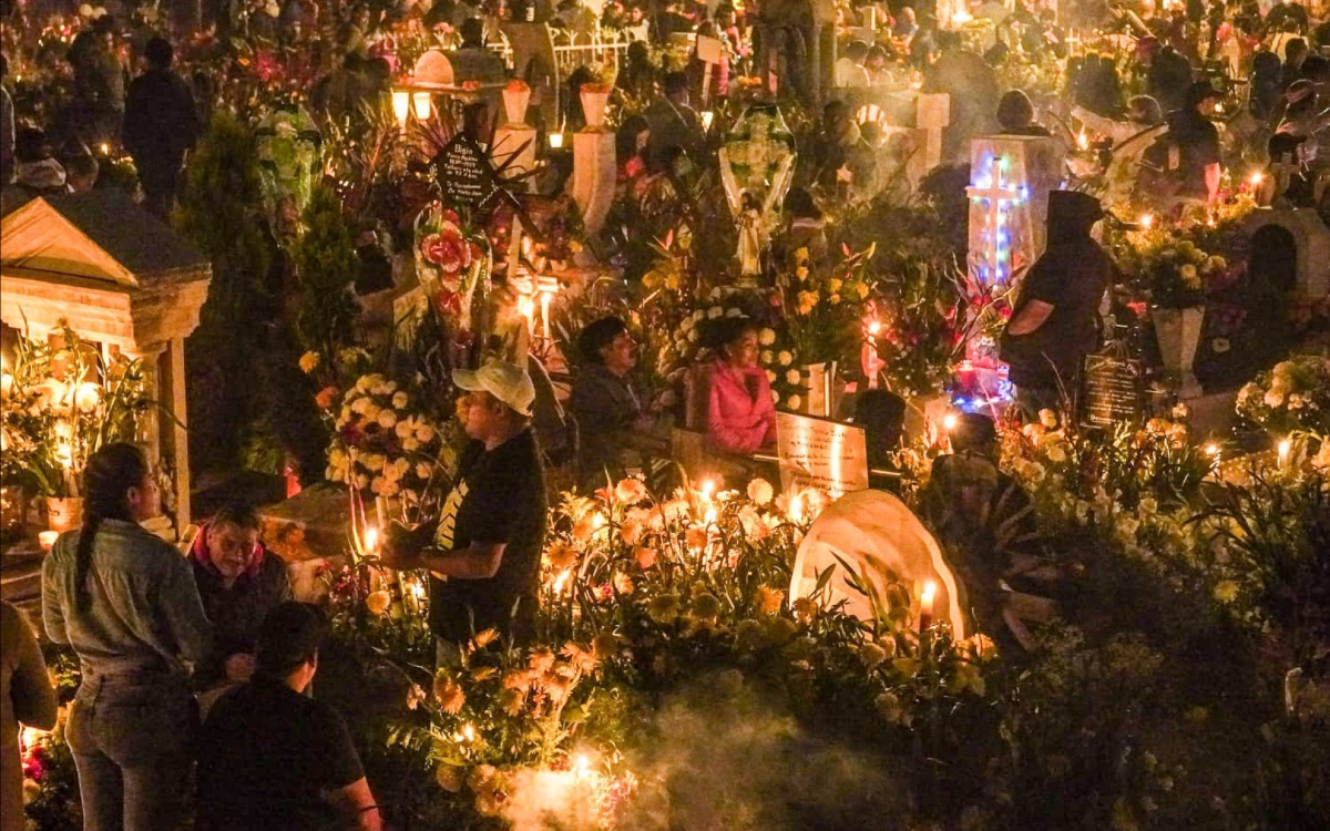 Por Día de Muertos, C5 instala 510 cámara en panteones de CDMX