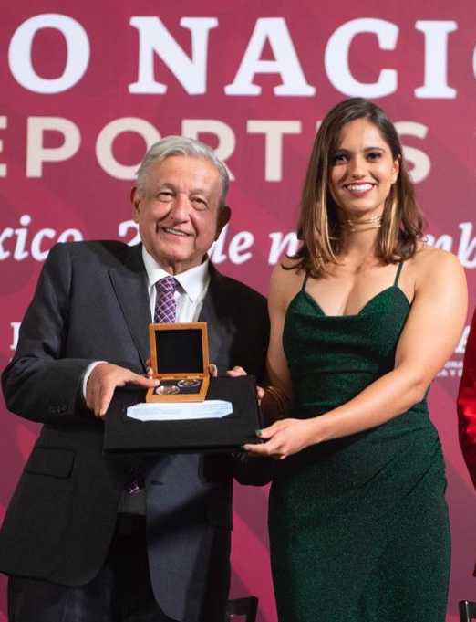 AMLO reconoce a los mejores deportistas de México | Aristegui Noticias